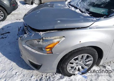 2015 Nissan Altima 2.5 S z USA, uszkodzony, nr VIN 1N4AL3AP0FC229249